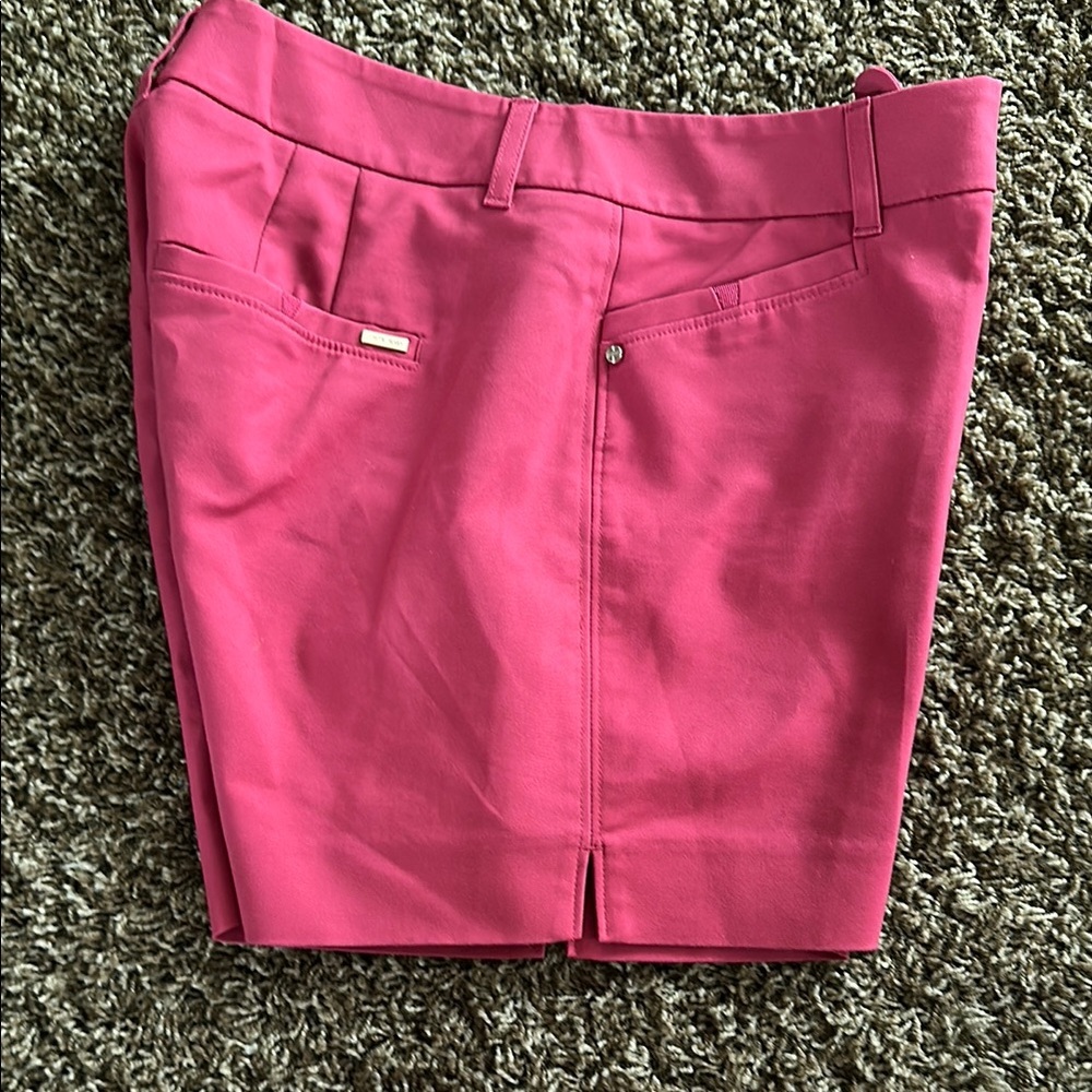 White House Black Market Women's Pink Shorts - Picture 3 of 4